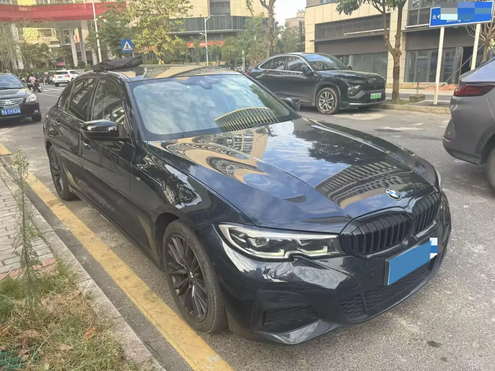 2021 BMW 3 thumbnail 3
