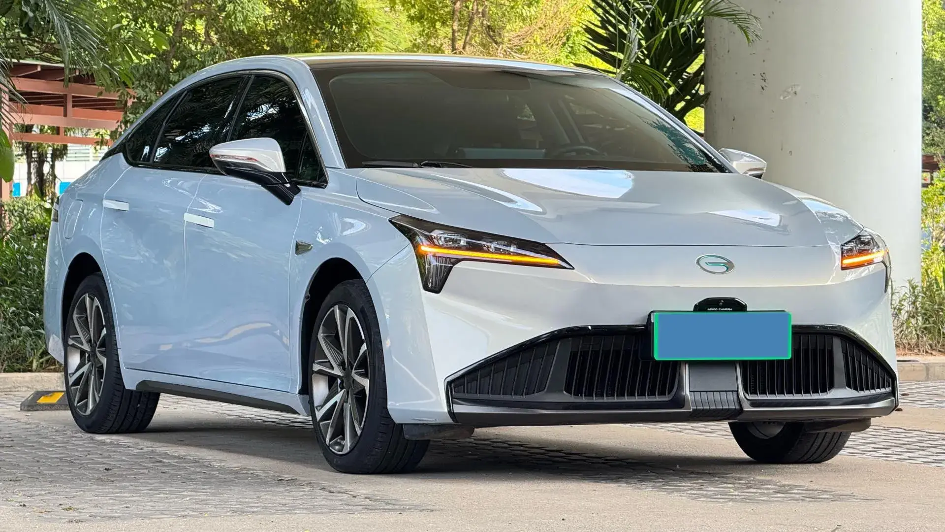 2023 AION S thumbnail 3