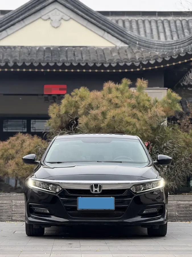 2018 Honda Accord 1.5T 177HP L4 CVT,autocango,china used car exporter,china ev exporter,chinese used car exporter,chinese used ev exporter