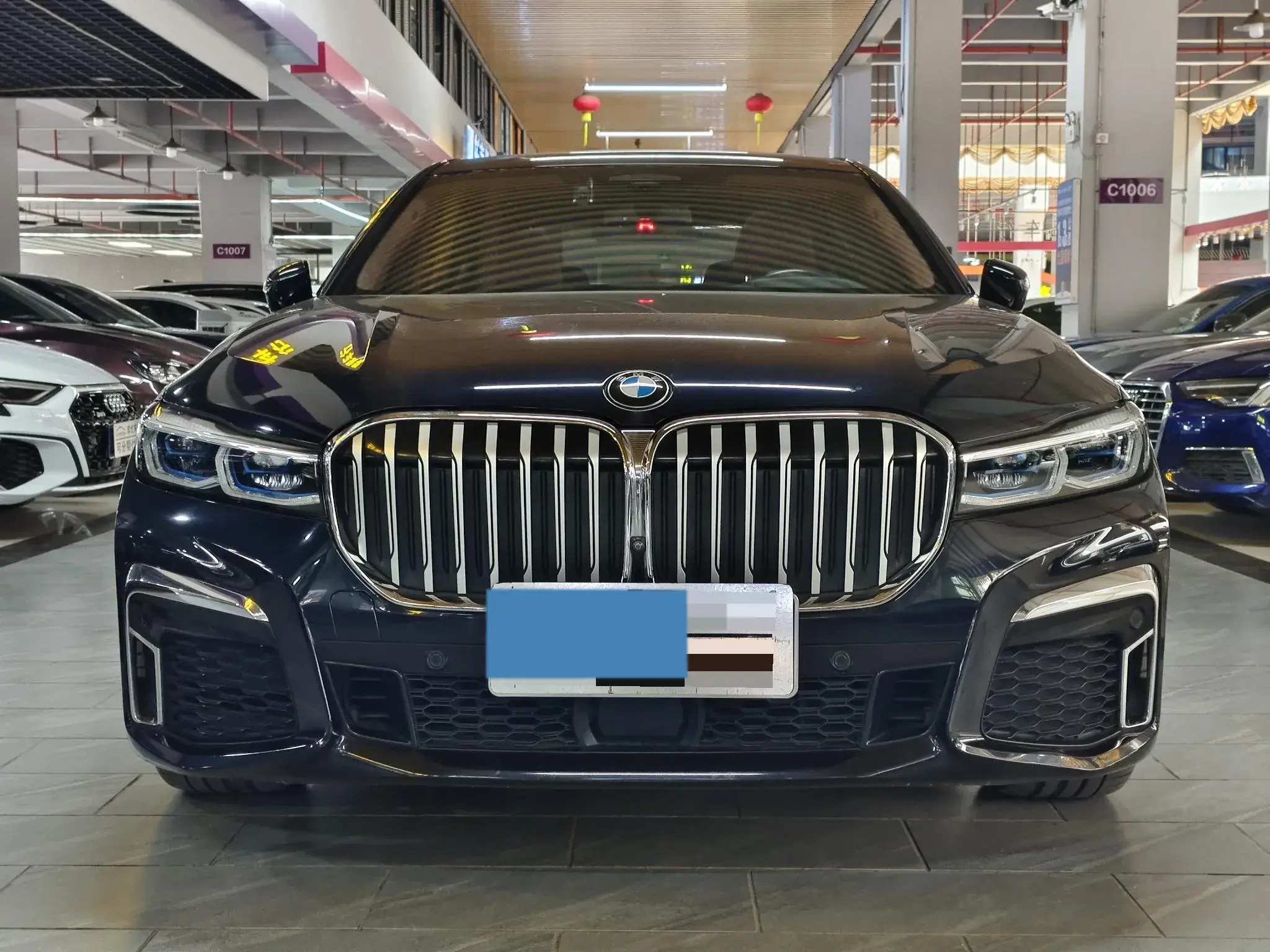 2019 BMW 7 thumbnail 2
