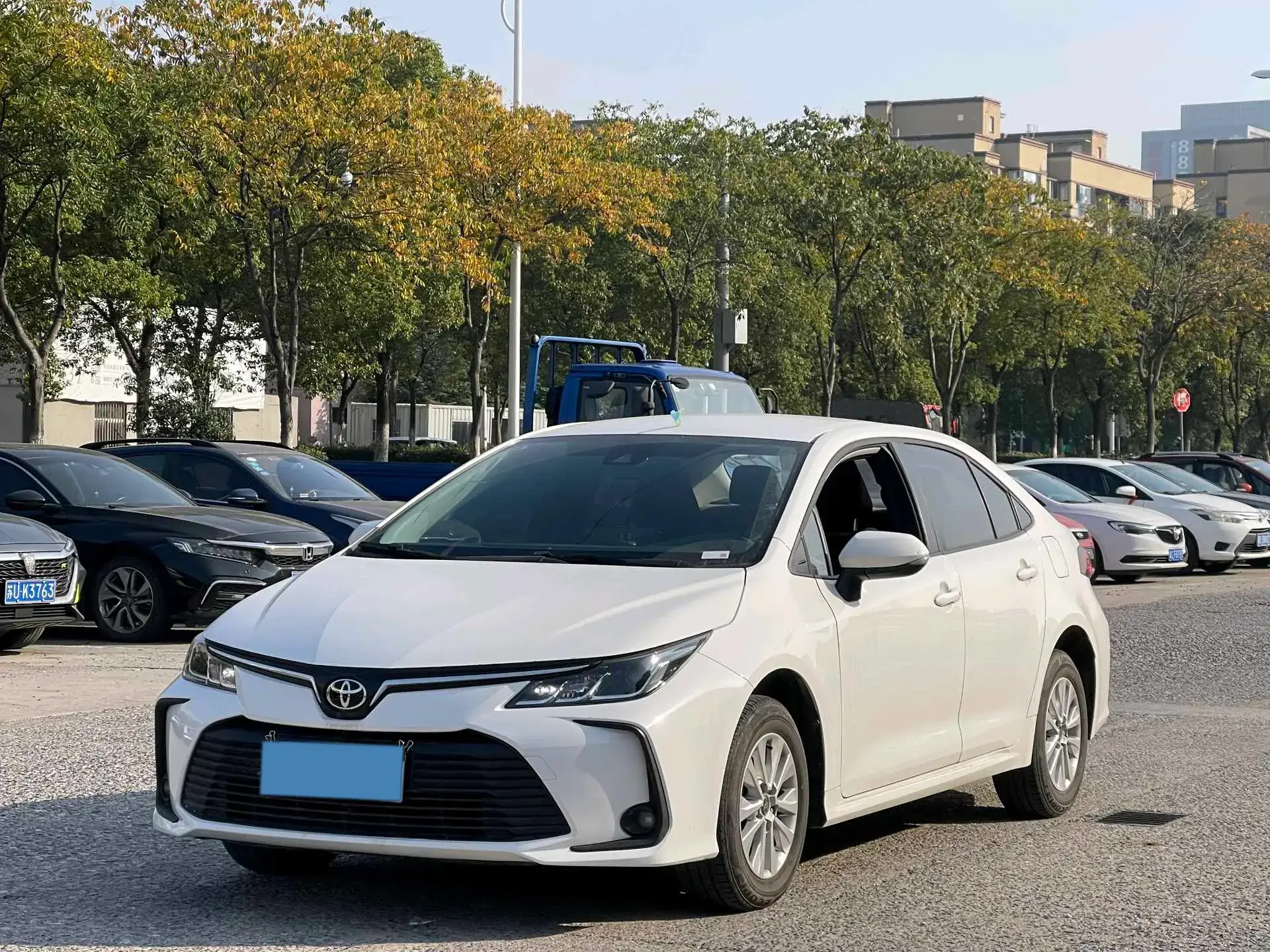 2023 TOYOTA COROLLA view 1