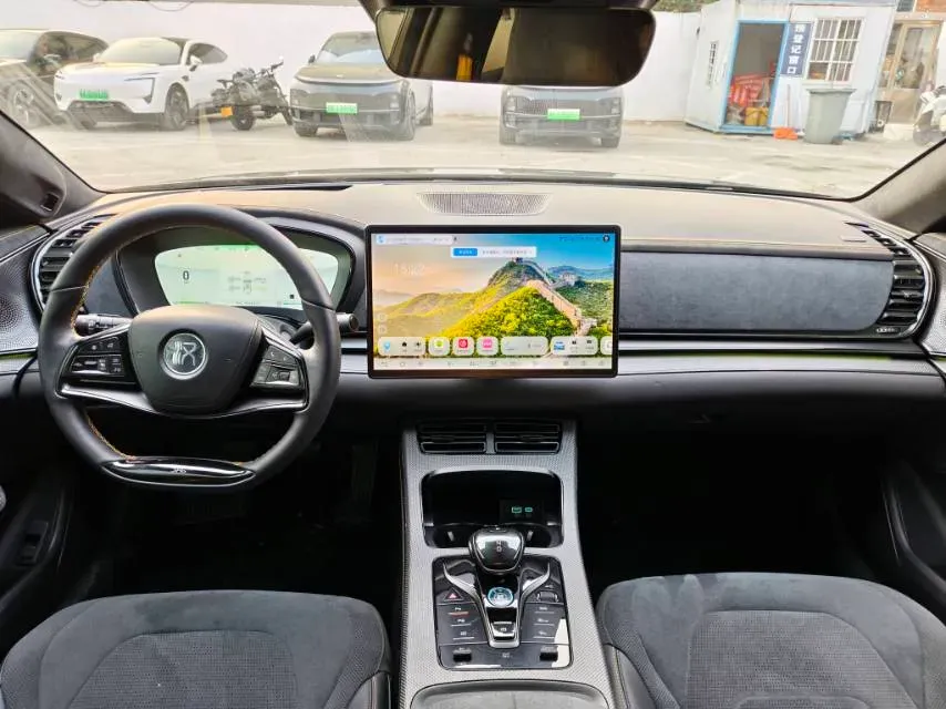 2024 BYD Han 1.5T 139HP L4 E-CVT PHEV 36.01KWH,autocango,china used car exporter,china ev exporter,chinese used car exporter,chinese used ev exporter