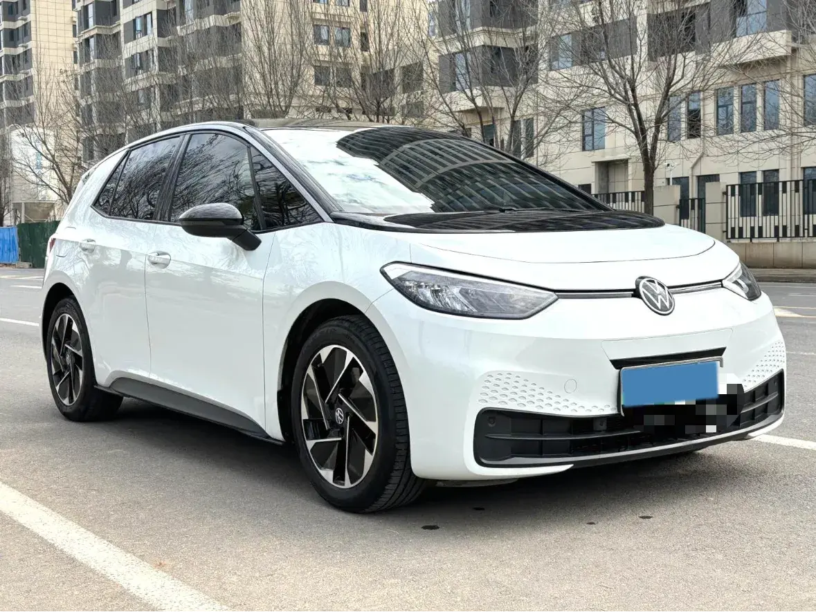 2025 VOLKSWAGEN ID.3 thumbnail 3