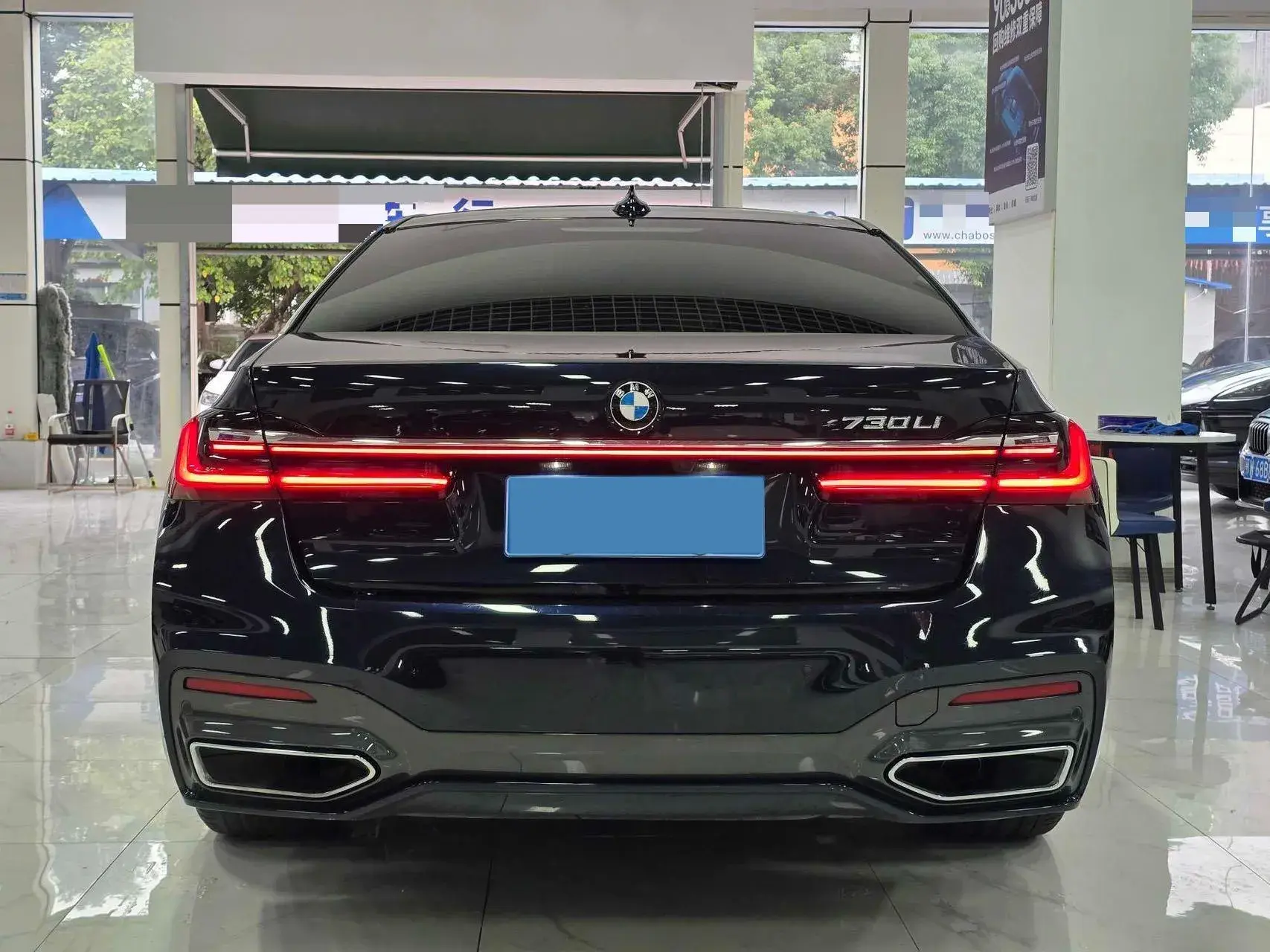 2019 BMW 7 thumbnail 4