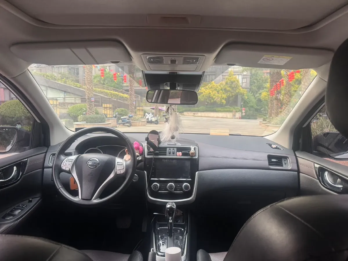 2021 Nissan Tiida 1.6L 122HP L4 CVT,autocango,china used car exporter,china ev exporter,chinese used car exporter,chinese used ev exporter