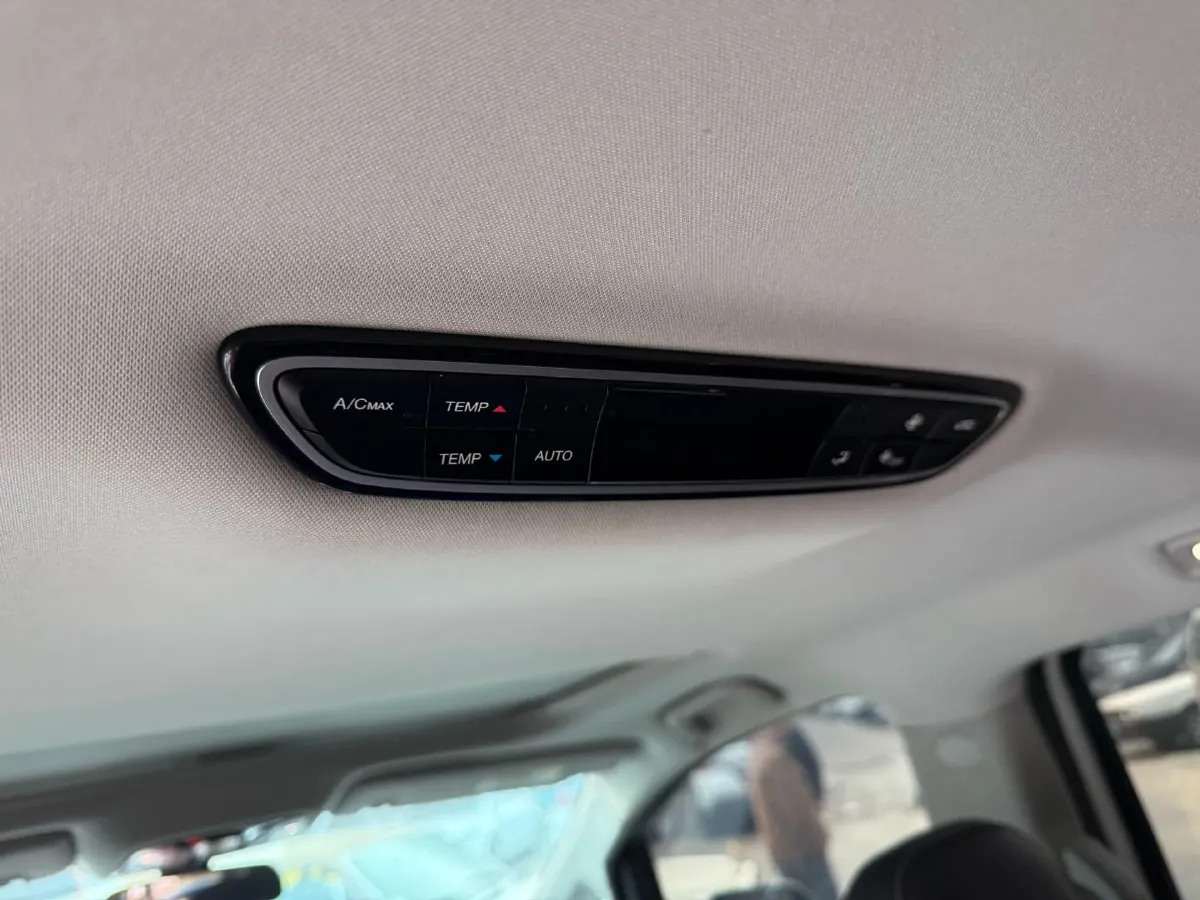 2021 GAC Trumpchi M8 2.0T 252HP L4 8AT,autocango,china used car exporter,china ev exporter,chinese used car exporter,chinese used ev exporter