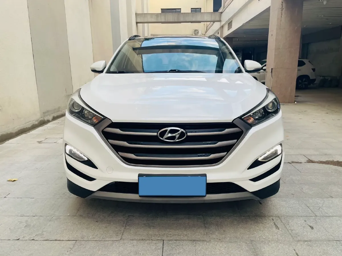 2018 Hyundai Tucson 1.6T 177HP L4 7DCT,autocango,china used car exporter,china ev exporter,chinese used car exporter,chinese used ev exporter