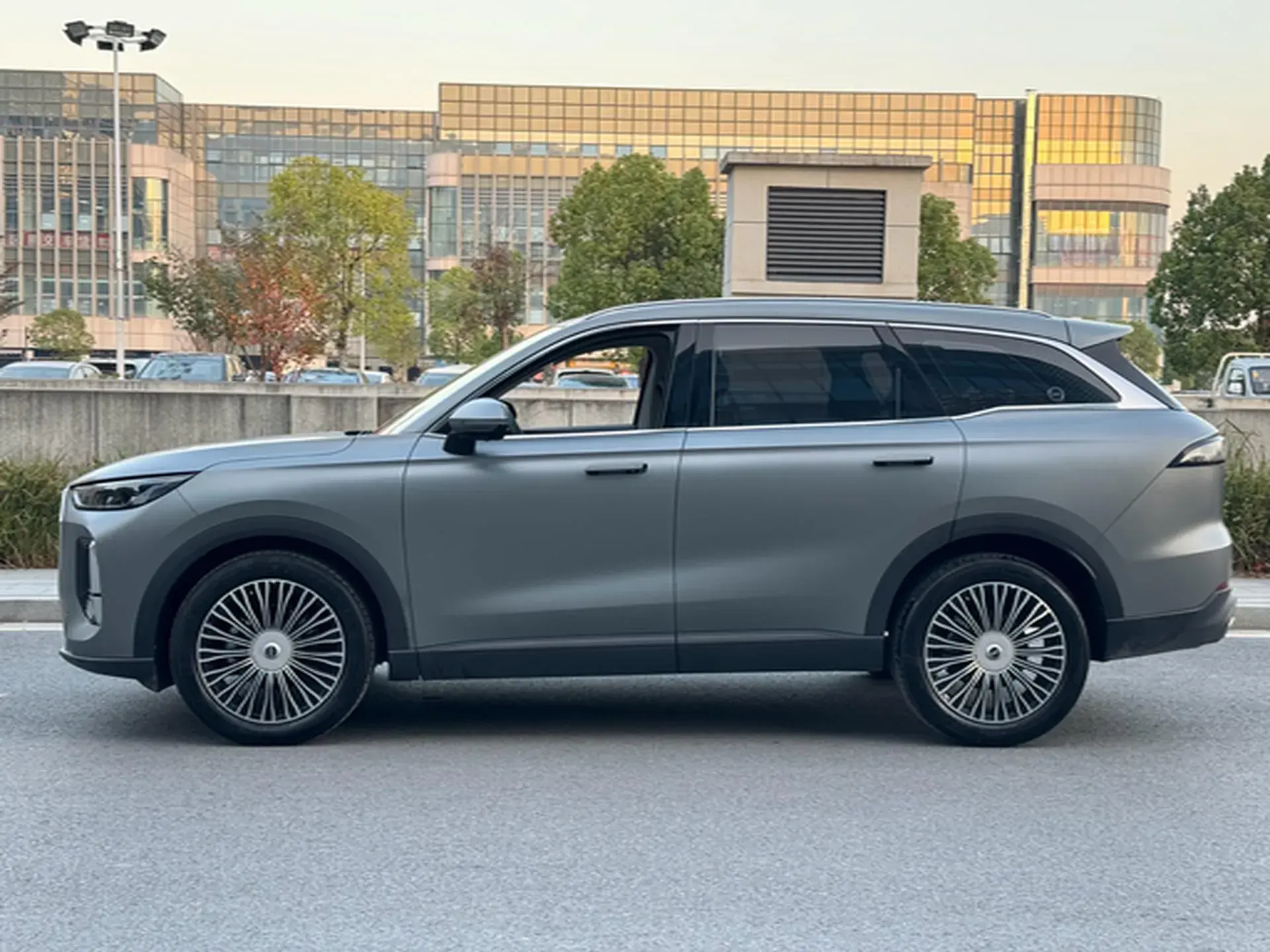 2024 CHERY TIGGO8L thumbnail 3