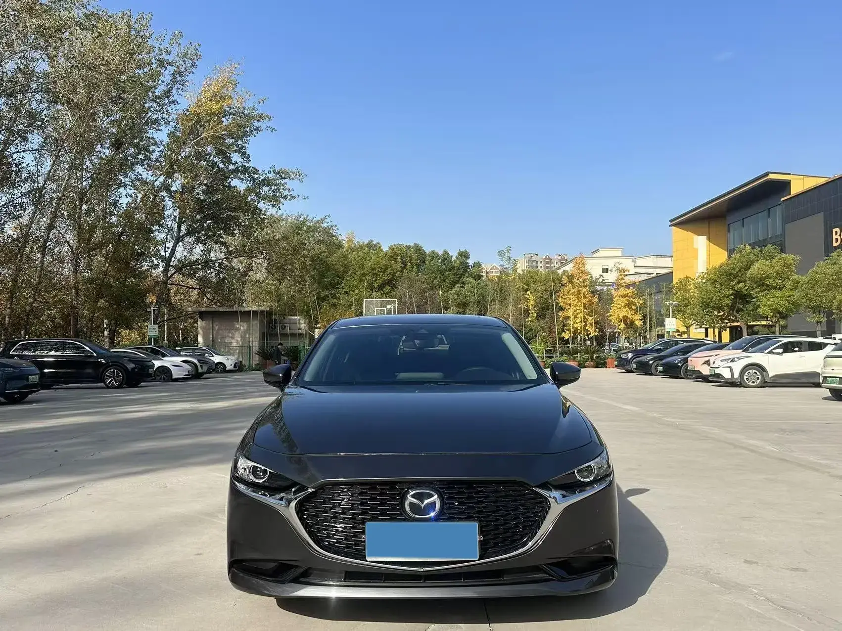 2022 MAZDA 3 thumbnail 2