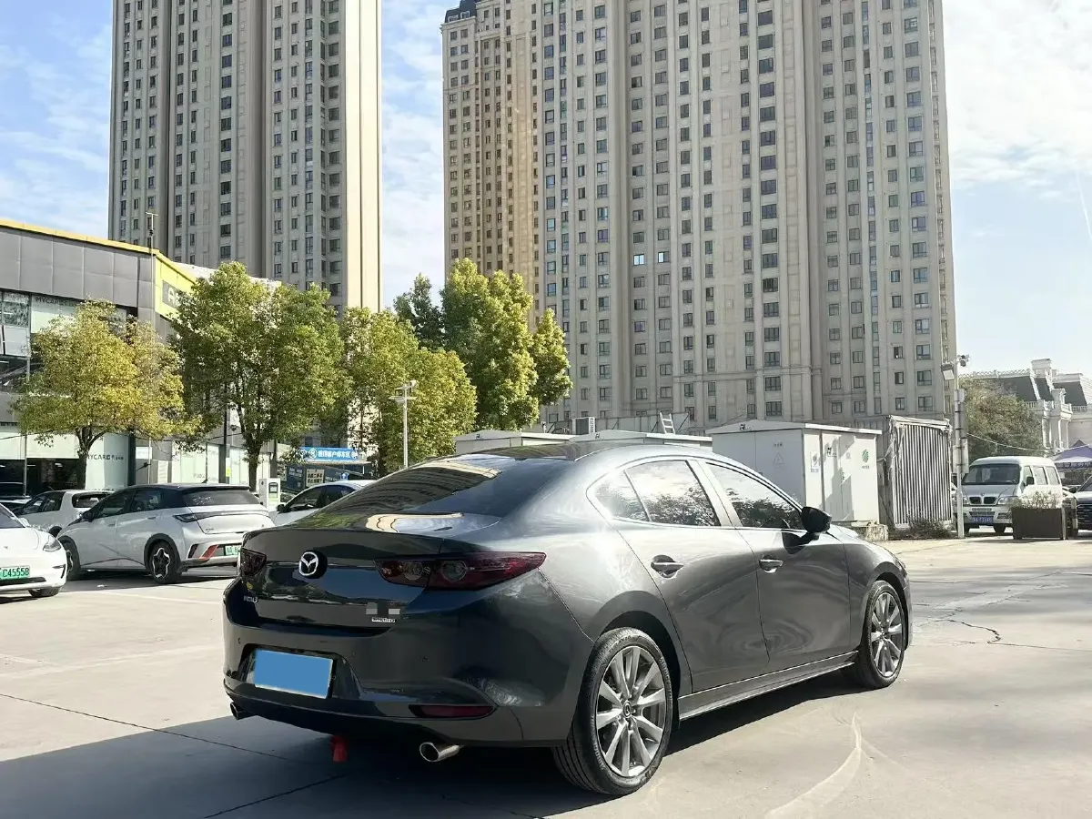 2022 Mazda 3 Axela 2.0L 158HP L4 6AT,autocango,china used car exporter,china ev exporter,chinese used car exporter,chinese used ev exporter