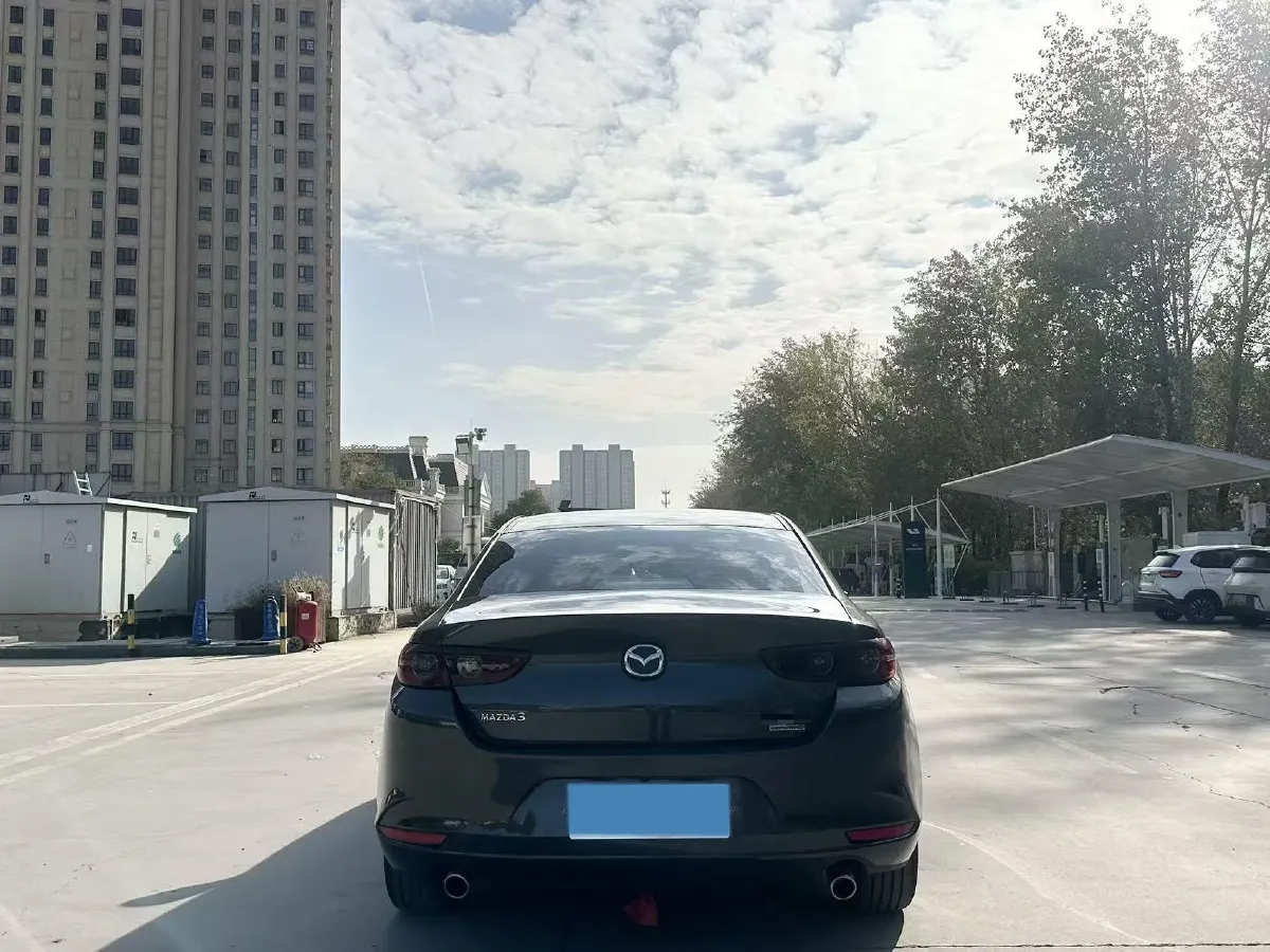 2022 Mazda 3 Axela 2.0L 158HP L4 6AT,autocango,china used car exporter,china ev exporter,chinese used car exporter,chinese used ev exporter
