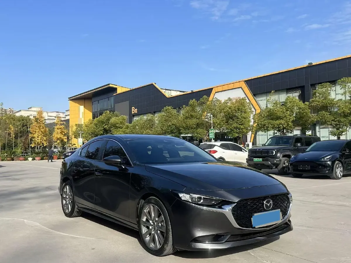 2022 Mazda 3 Axela 2.0L 158HP L4 6AT,autocango,china used car exporter,china ev exporter,chinese used car exporter,chinese used ev exporter