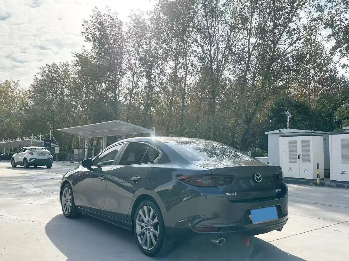 2022 Mazda 3 Axela 2.0L 158HP L4 6AT,autocango,china used car exporter,china ev exporter,chinese used car exporter,chinese used ev exporter