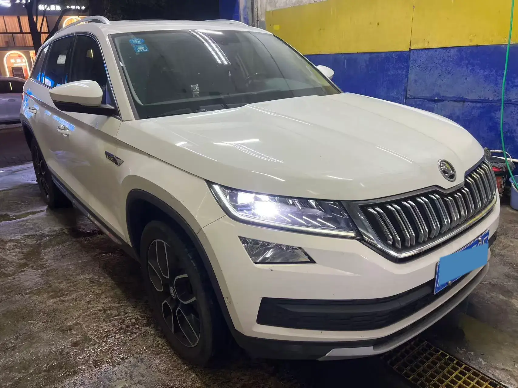 2019 SKODA KODIAK thumbnail 3