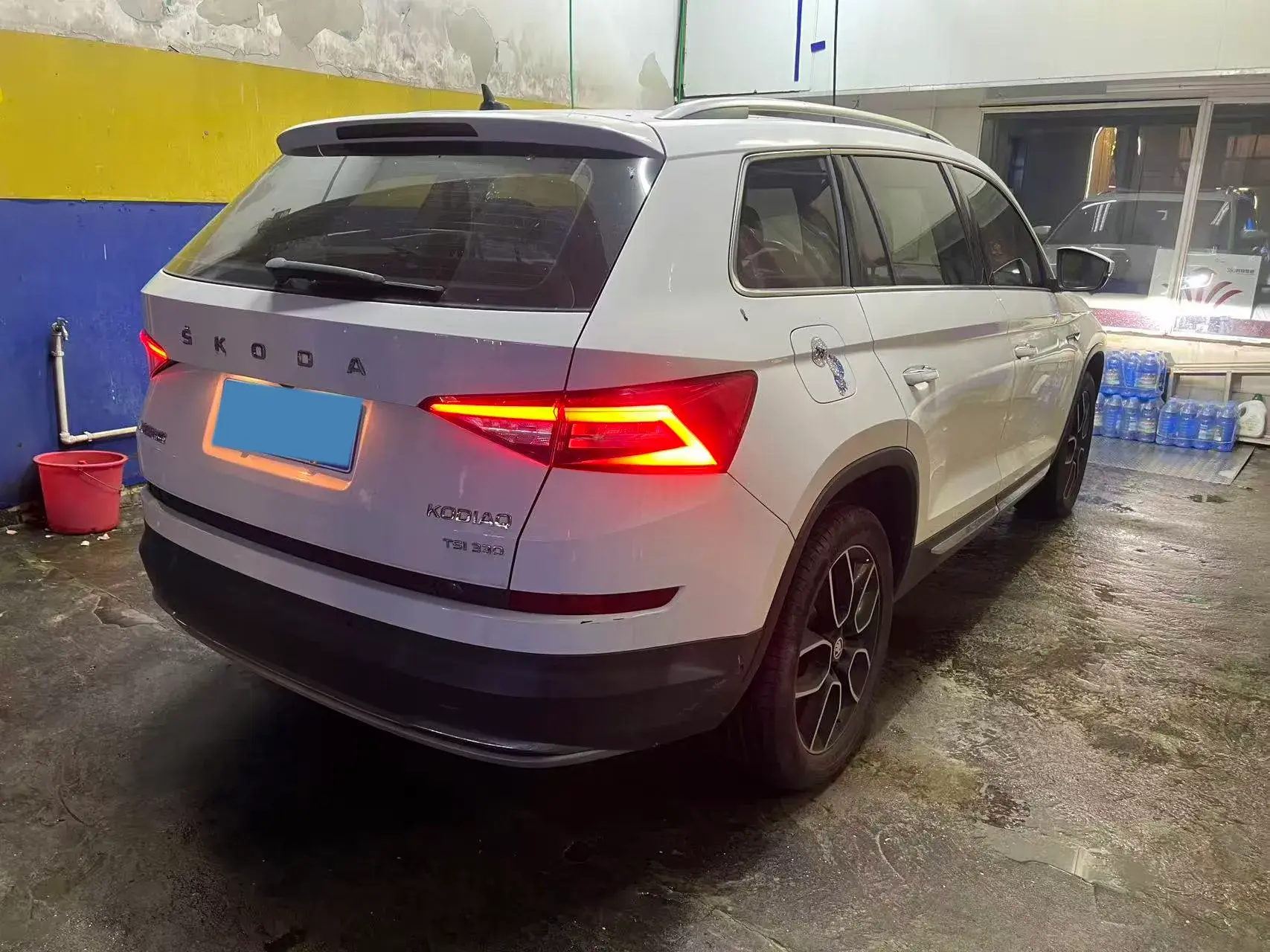 2019 SKODA KODIAK thumbnail 4