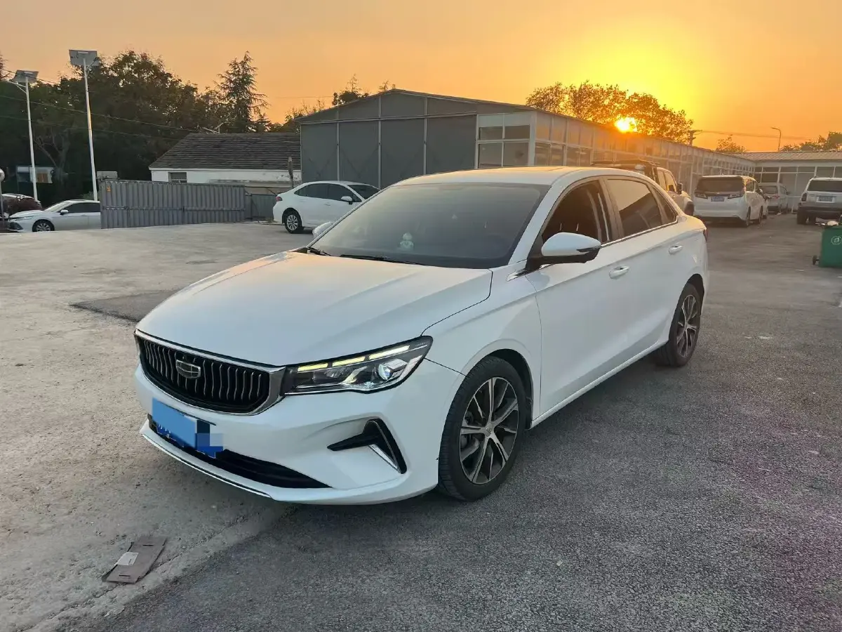 2023 Geely Emgrand 1.5L 127HP L4 CVT