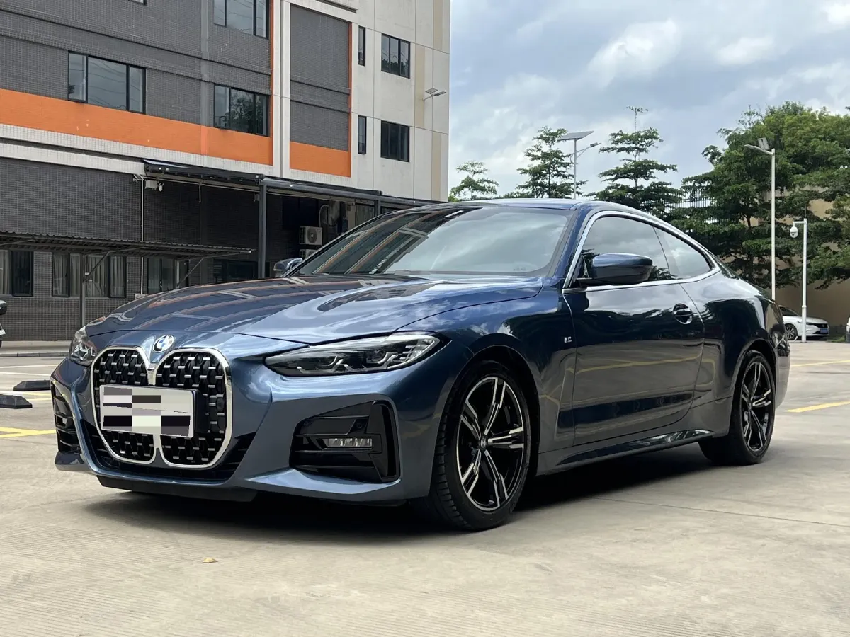 2022 BMW 8 Series 3.0T 333HP L6 8AT,autocango,china used car exporter,china ev exporter,chinese used car exporter,chinese used ev exporter