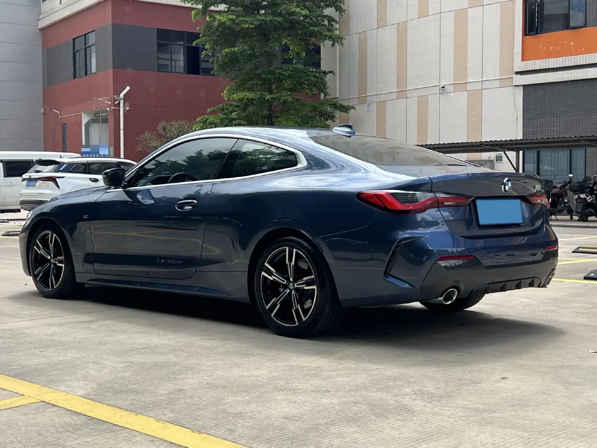 2022 BMW 8 Series 3.0T 333HP L6 8AT,autocango,china used car exporter,china ev exporter,chinese used car exporter,chinese used ev exporter