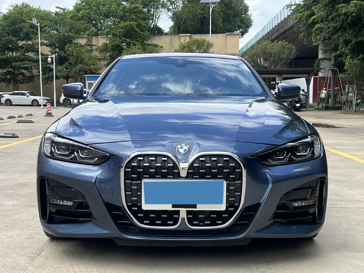 2022 BMW 8 Series 3.0T 333HP L6 8AT,autocango,china used car exporter,china ev exporter,chinese used car exporter,chinese used ev exporter