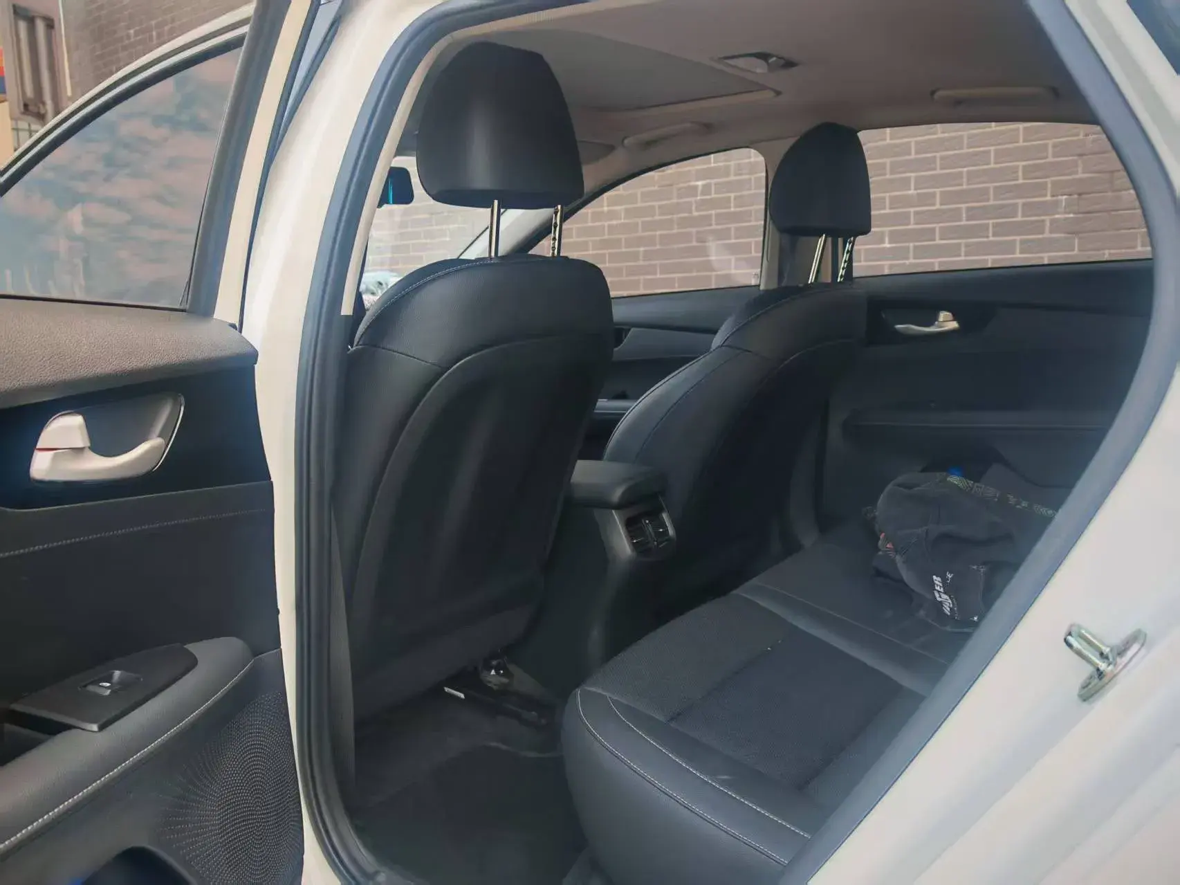 2021 KIA K3 thumbnail 4