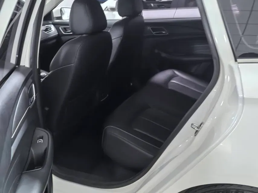 2019 Roewe Ei5 BEV 52.5KWH,autocango,china used car exporter,china ev exporter,chinese used car exporter,chinese used ev exporter