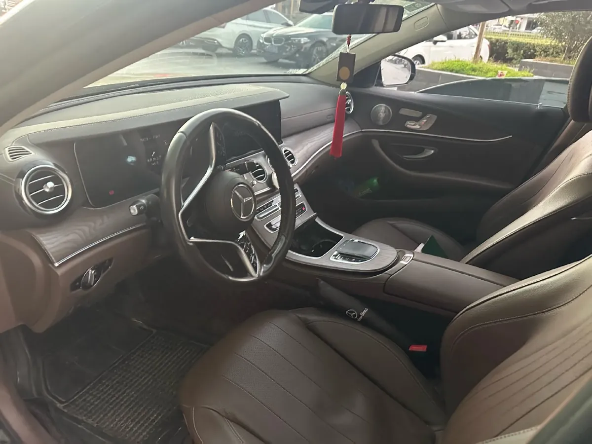 2021 Mercedes-Benz E Class 2.0T 258HP L4 9AT,autocango,china used car exporter,china ev exporter,chinese used car exporter,chinese used ev exporter