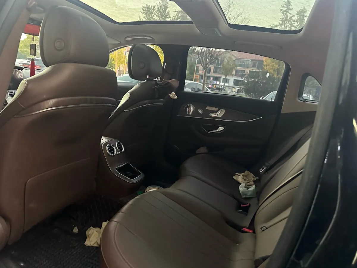 2021 Mercedes-Benz E Class 2.0T 258HP L4 9AT,autocango,china used car exporter,china ev exporter,chinese used car exporter,chinese used ev exporter