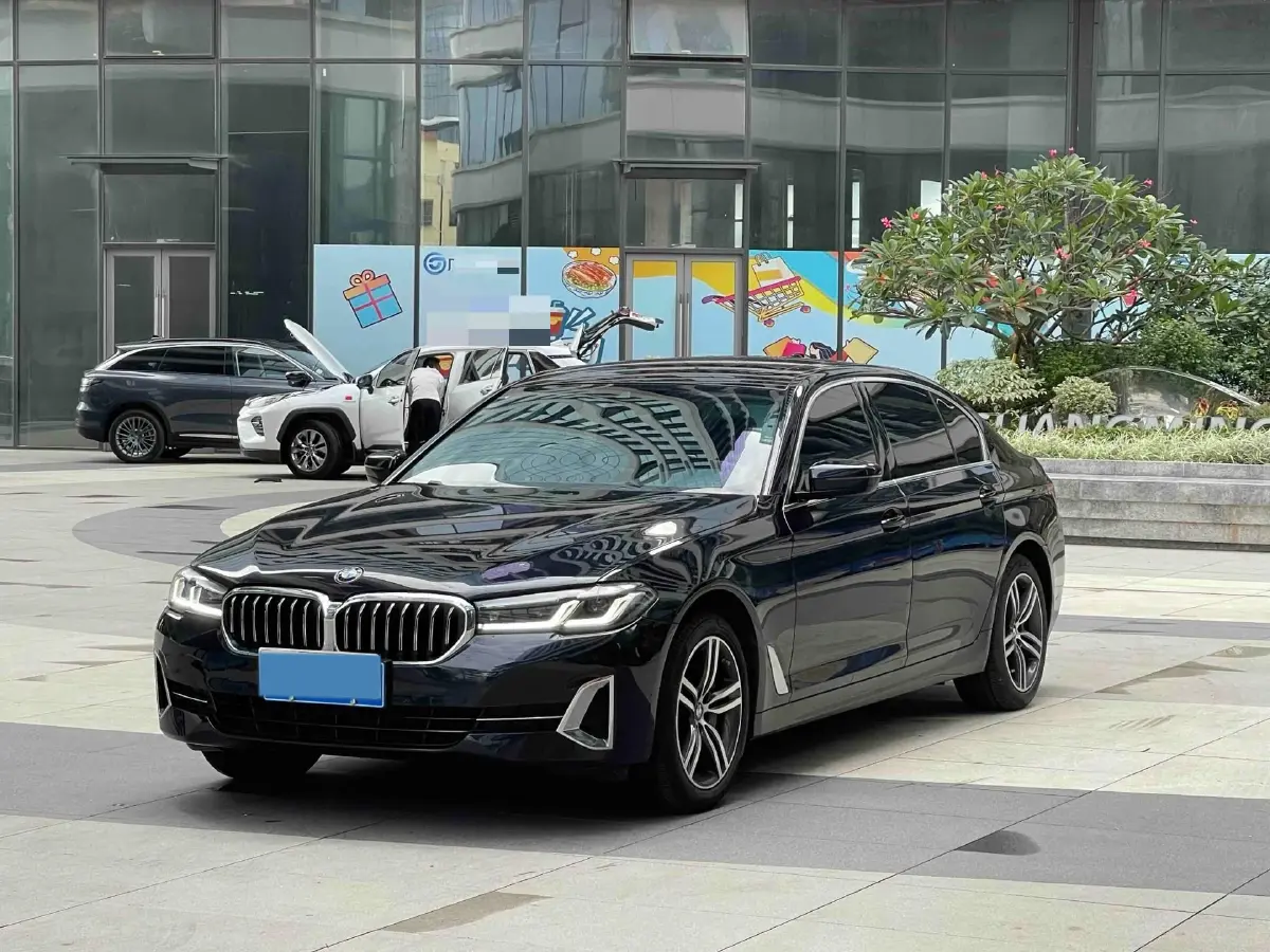 2021 BMW 5 Series 2.0T 252HP L4 8AT