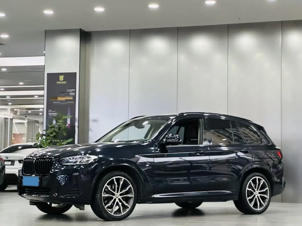 2022 BMW X3 2.0T 252HP L4 8AT