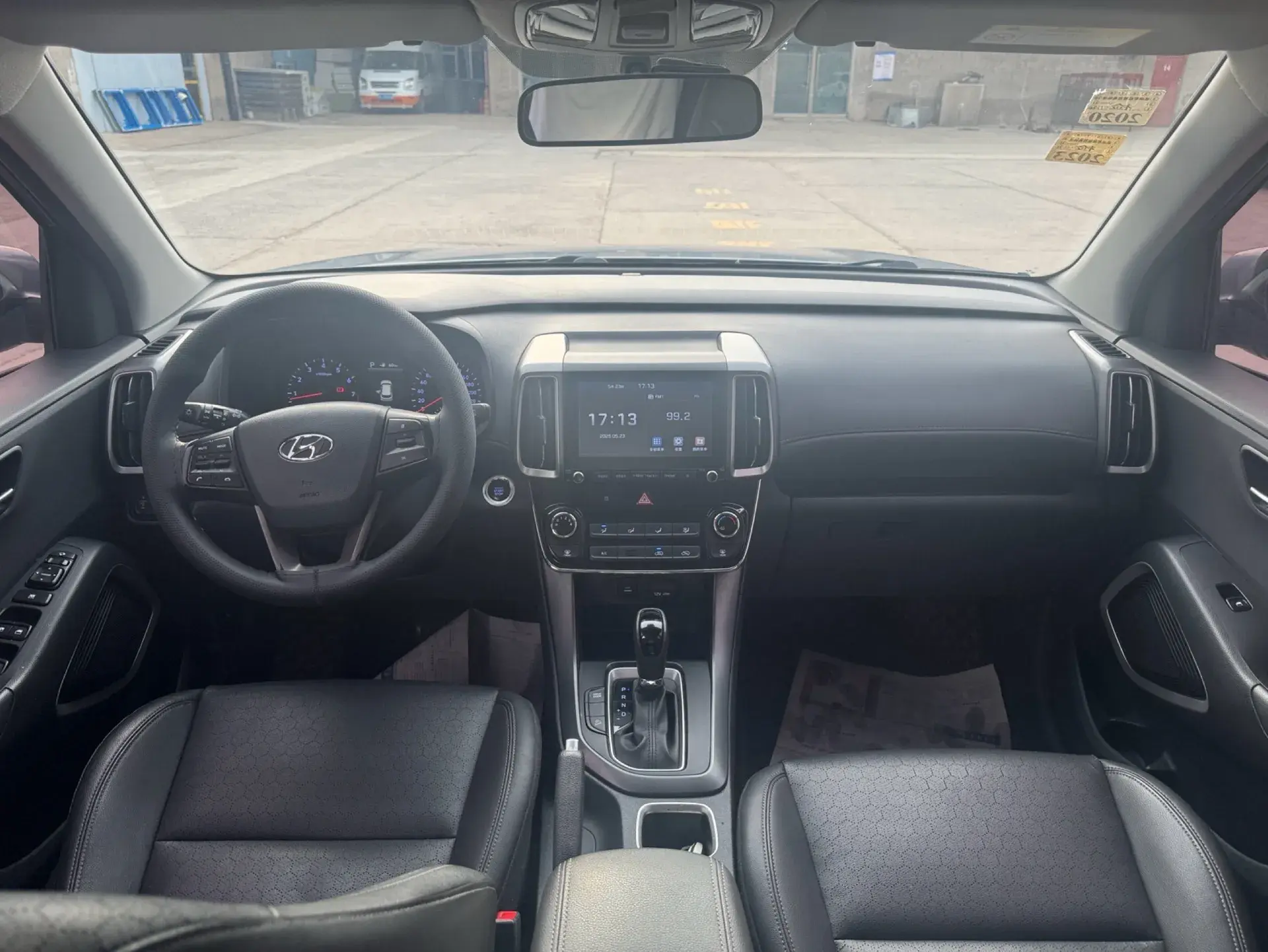 2018 HYUNDAI IX35 thumbnail 3