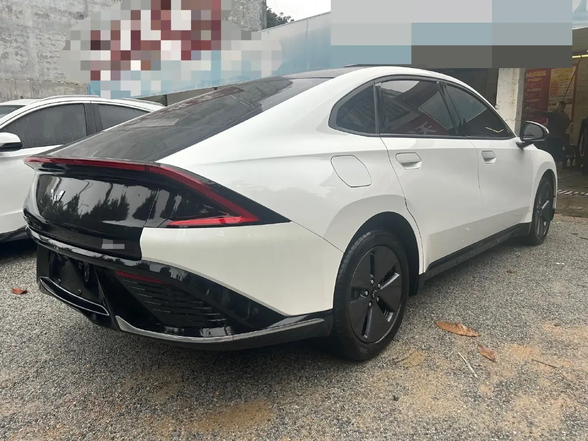 2023 WuLing XingGuang 1.5L 106HP L4 E-CVT PHEV 9.5KWH,autocango,china used car exporter,china ev exporter,chinese used car exporter,chinese used ev exporter