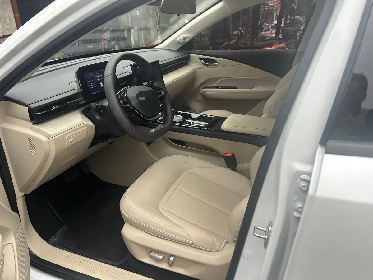 2023 WuLing XingGuang 1.5L 106HP L4 E-CVT PHEV 9.5KWH,autocango,china used car exporter,china ev exporter,chinese used car exporter,chinese used ev exporter