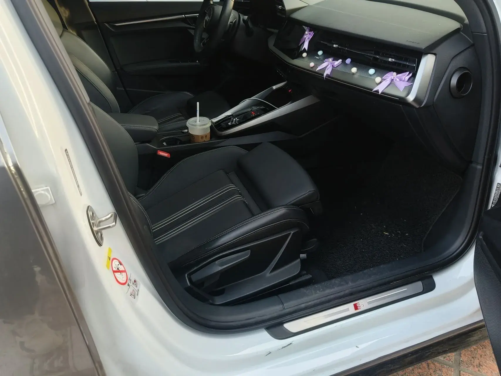 2024 AUDI A3 thumbnail 4