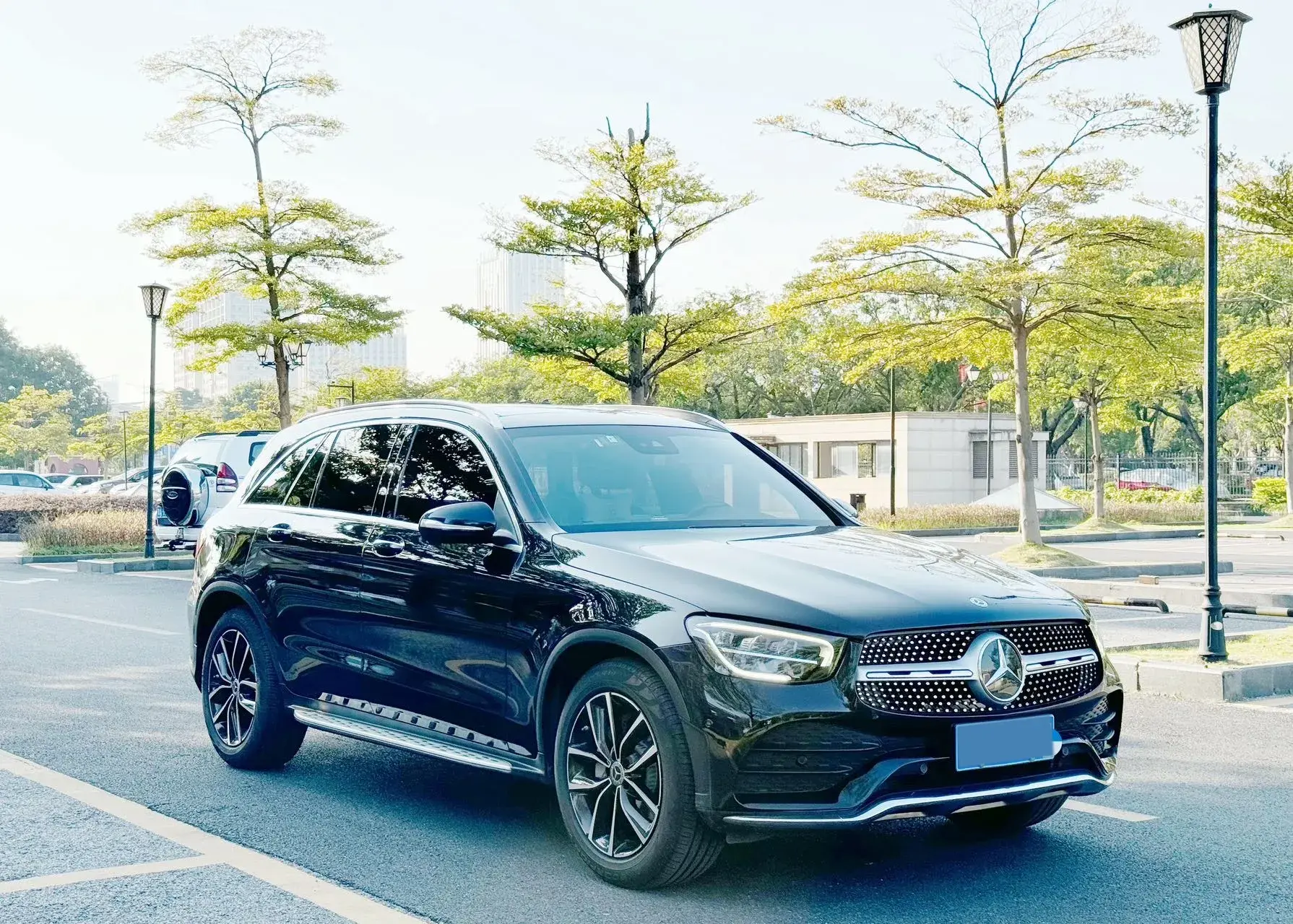 2020 MERCEDES-BENZ GLC thumbnail 3