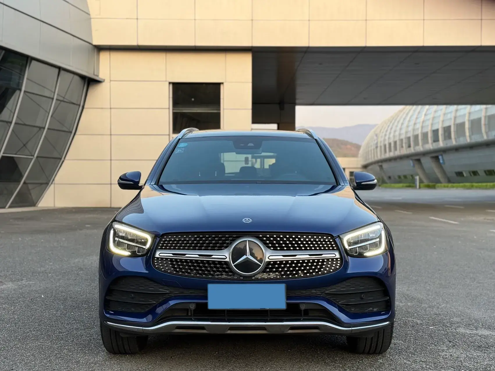 2020 MERCEDES-BENZ GLC thumbnail 2