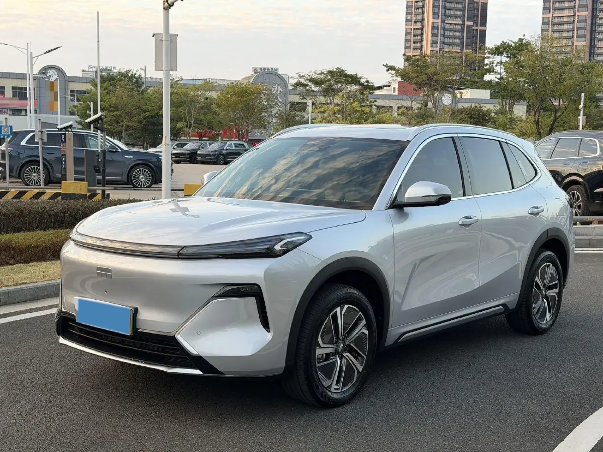 2025 Geely Galaxy Starship 7 1.5L 112HP L4 1DHT PHEV 19.09KWH