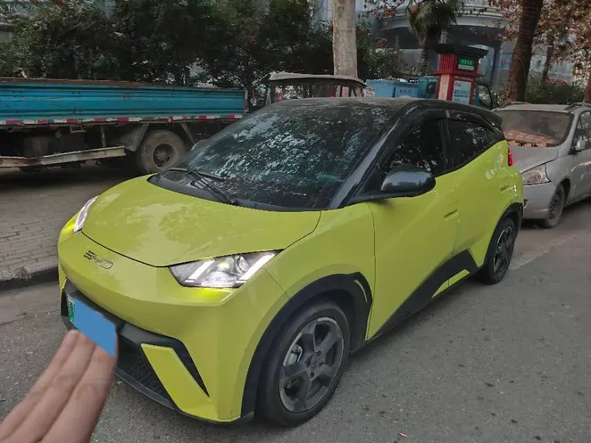 2023 BYD SEAGULL view 1