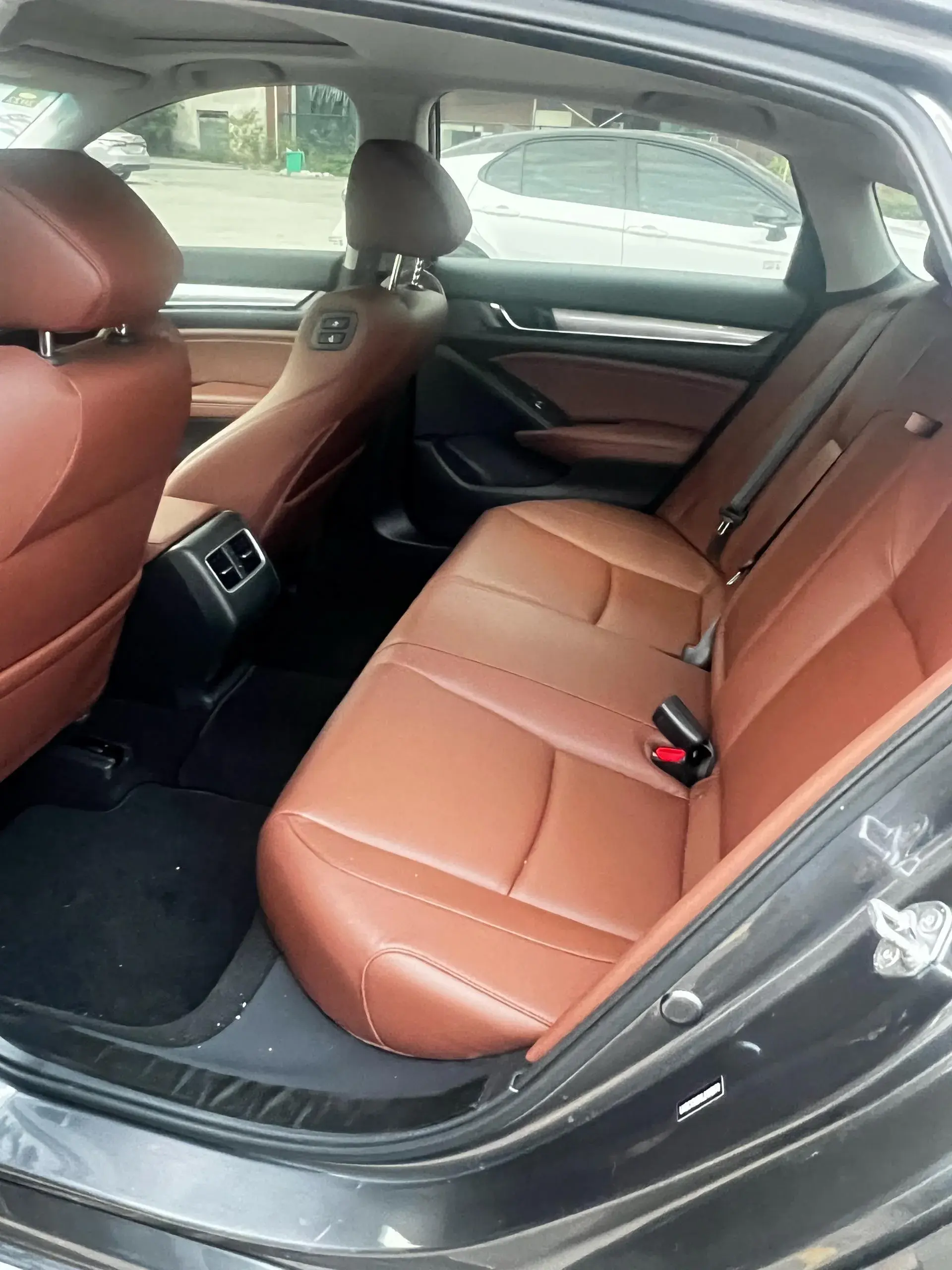 2018 HONDA ACCORD thumbnail 4