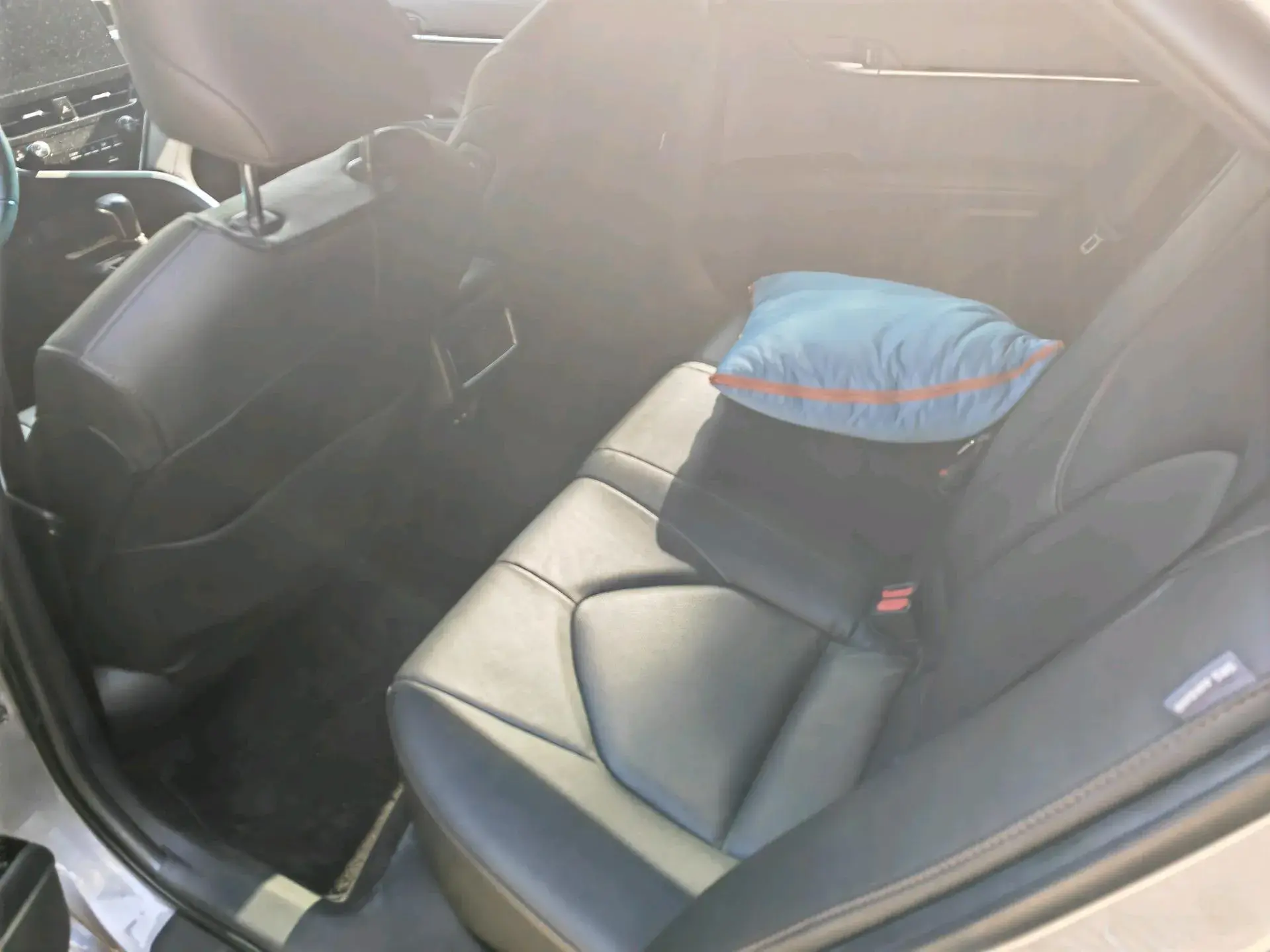 2021 TOYOTA CAMRY thumbnail 3