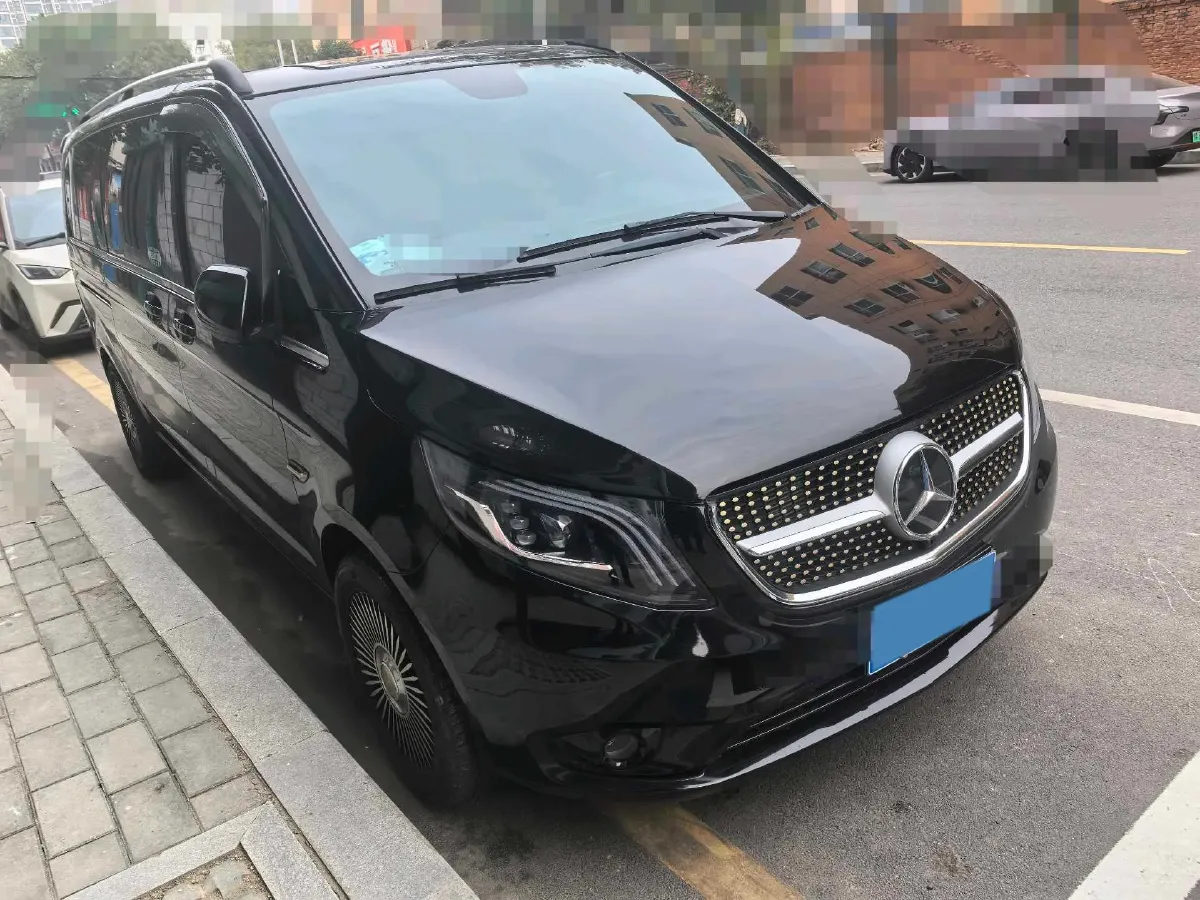 2021 Mercedes-Benz Vito 2.0T 211HP L4 9AT,autocango,china used car exporter,china ev exporter,chinese used car exporter,chinese used ev exporter