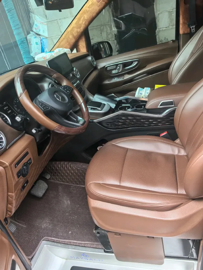 2021 Mercedes-Benz Vito 2.0T 211HP L4 9AT,autocango,china used car exporter,china ev exporter,chinese used car exporter,chinese used ev exporter