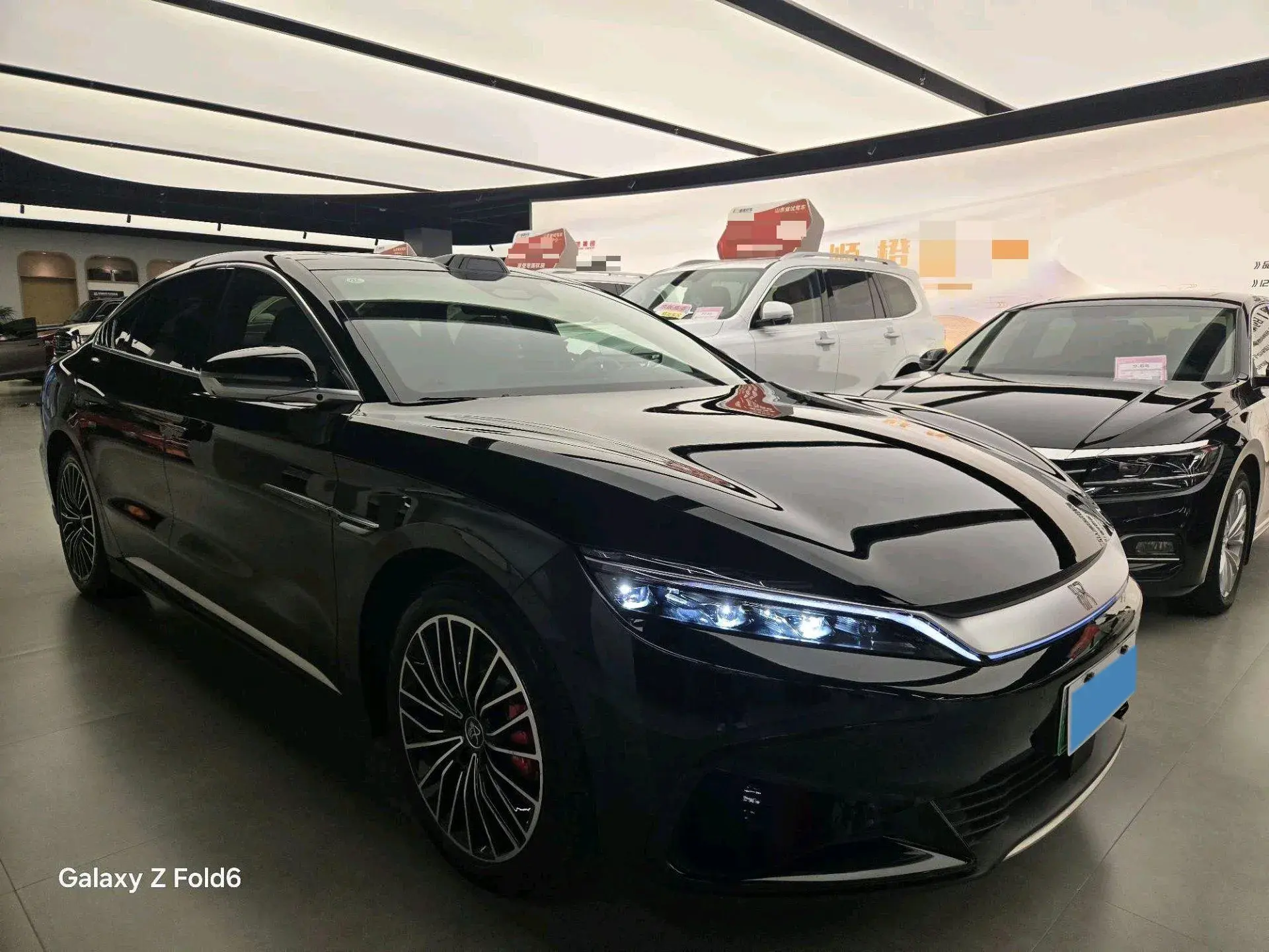 2025 BYD HAN thumbnail 3