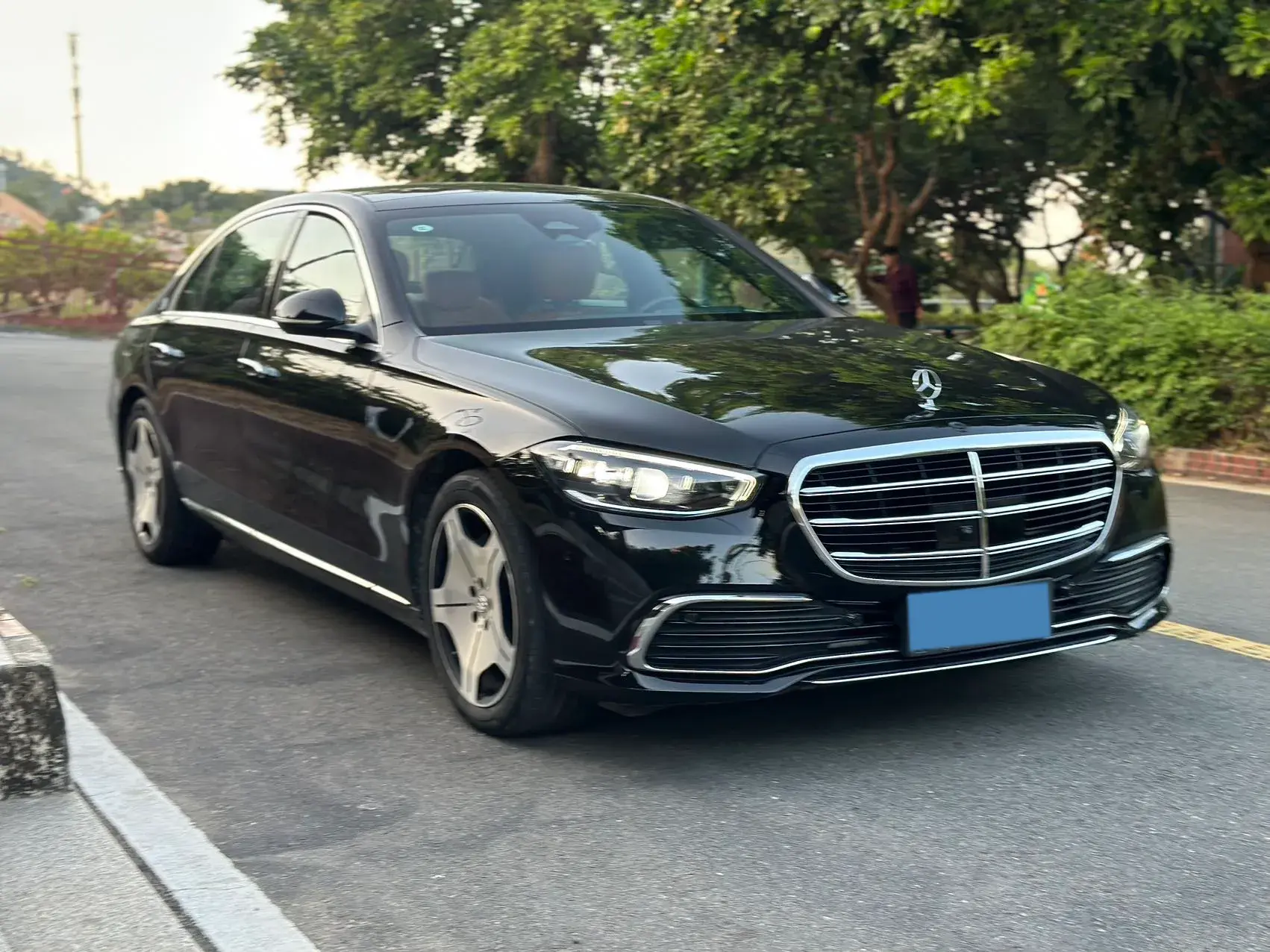 2023 MERCEDES-BENZ S thumbnail 3