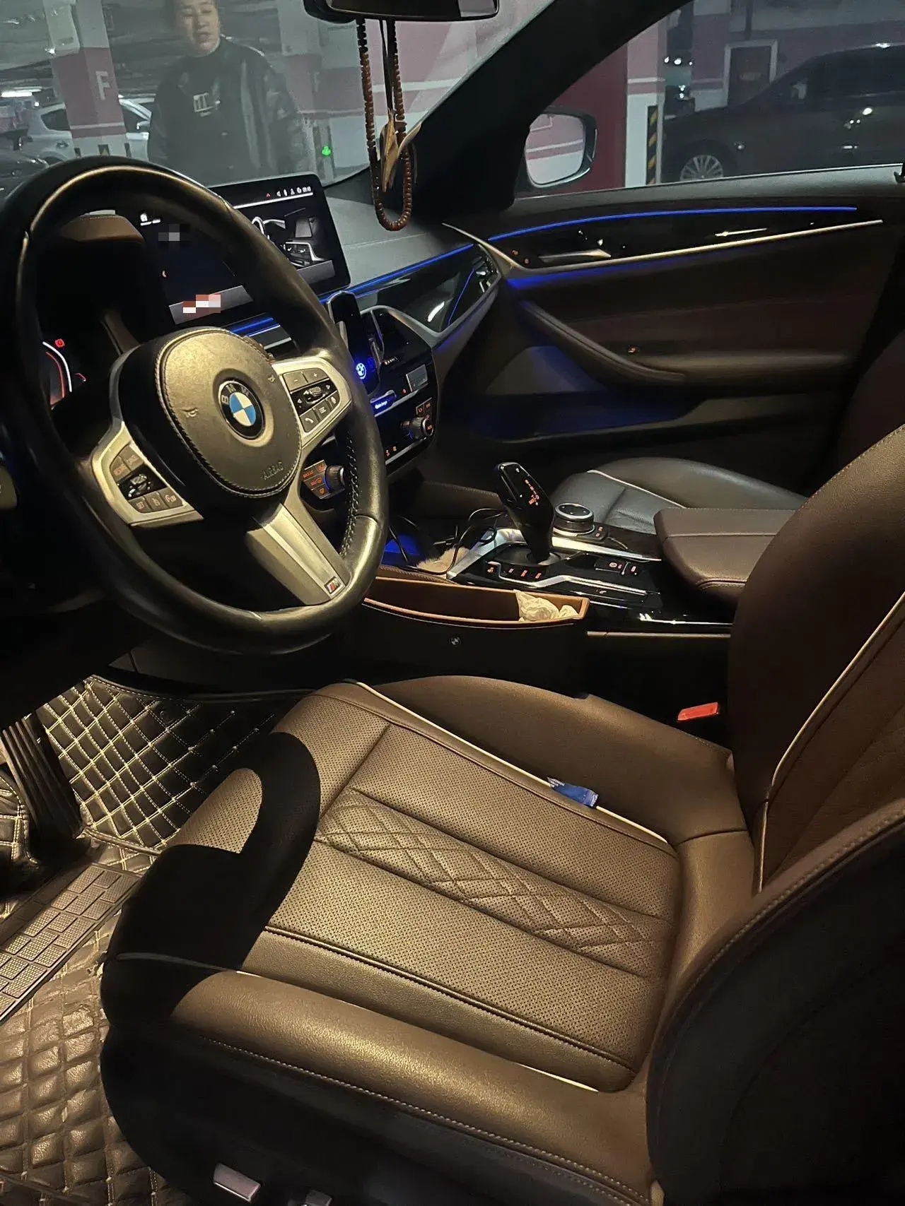 2022 BMW 5 thumbnail 3