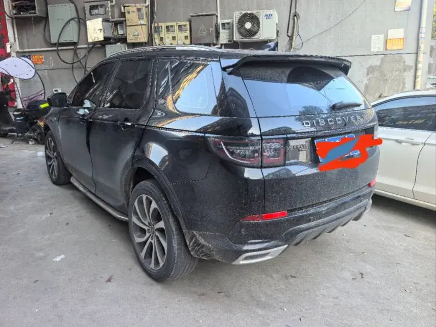 2022 LAND ROVER thumbnail 4