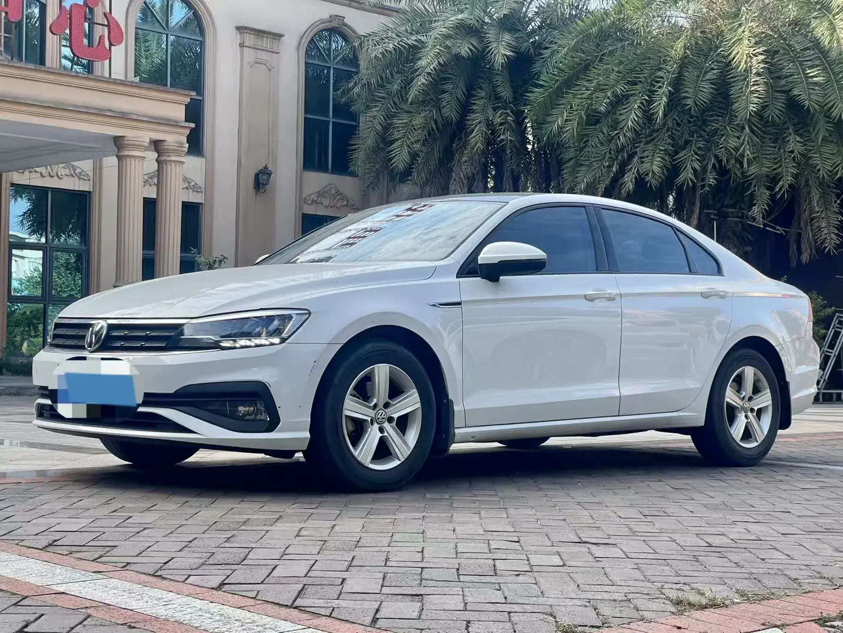 2019 VOLKSWAGEN LAMANDO view 1