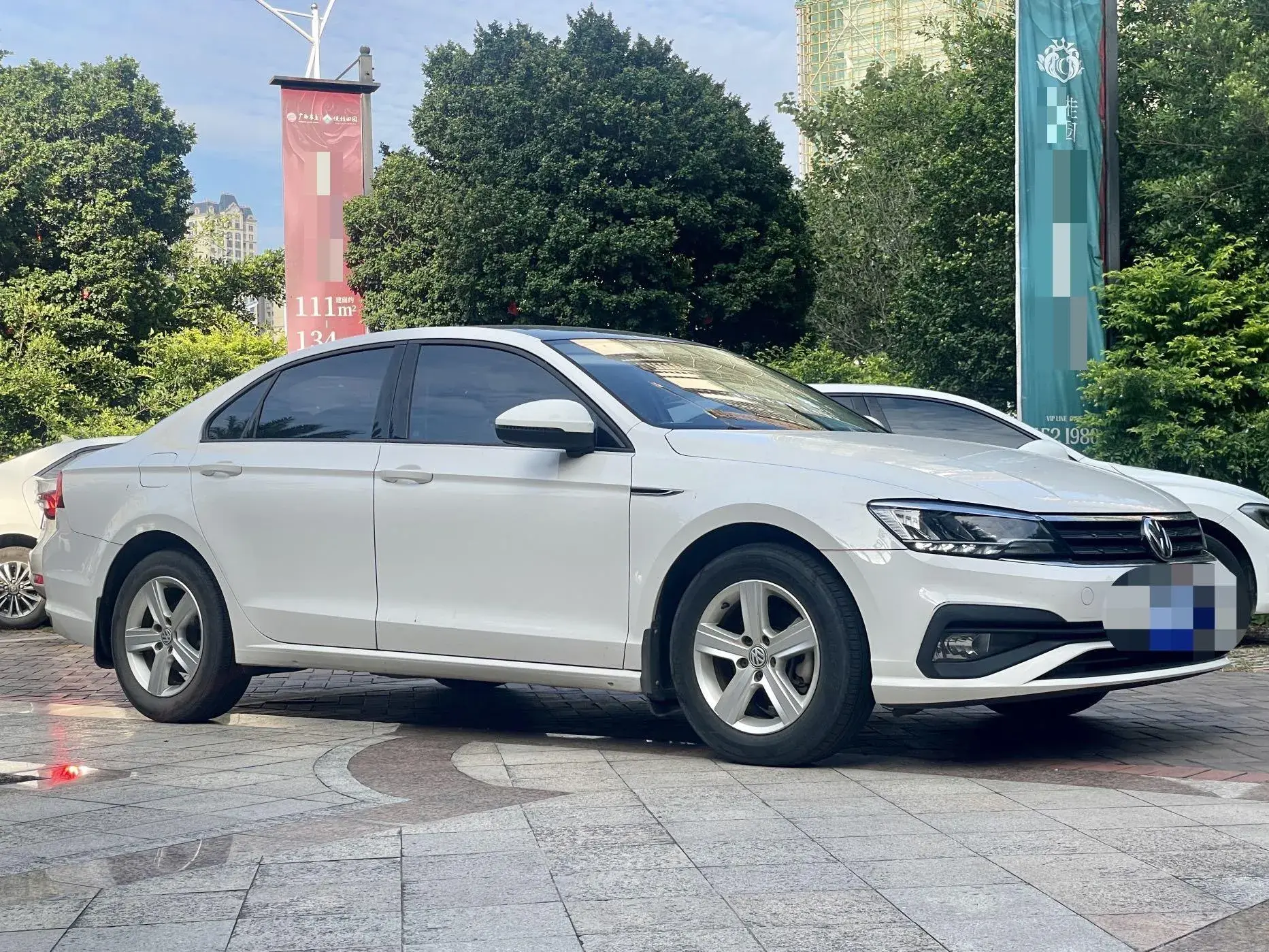 2019 VOLKSWAGEN LAMANDO thumbnail 3