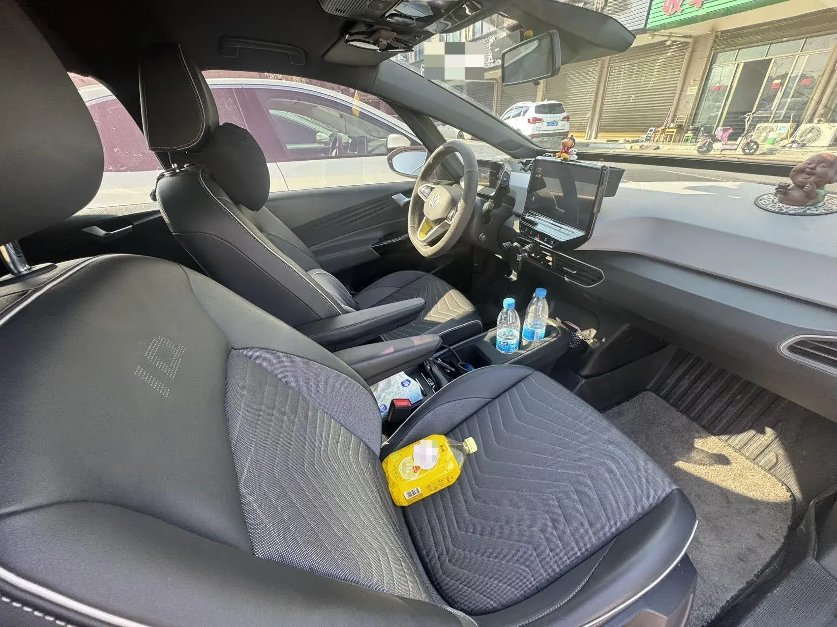 2023 VOLKSWAGEN ID.3 thumbnail 4