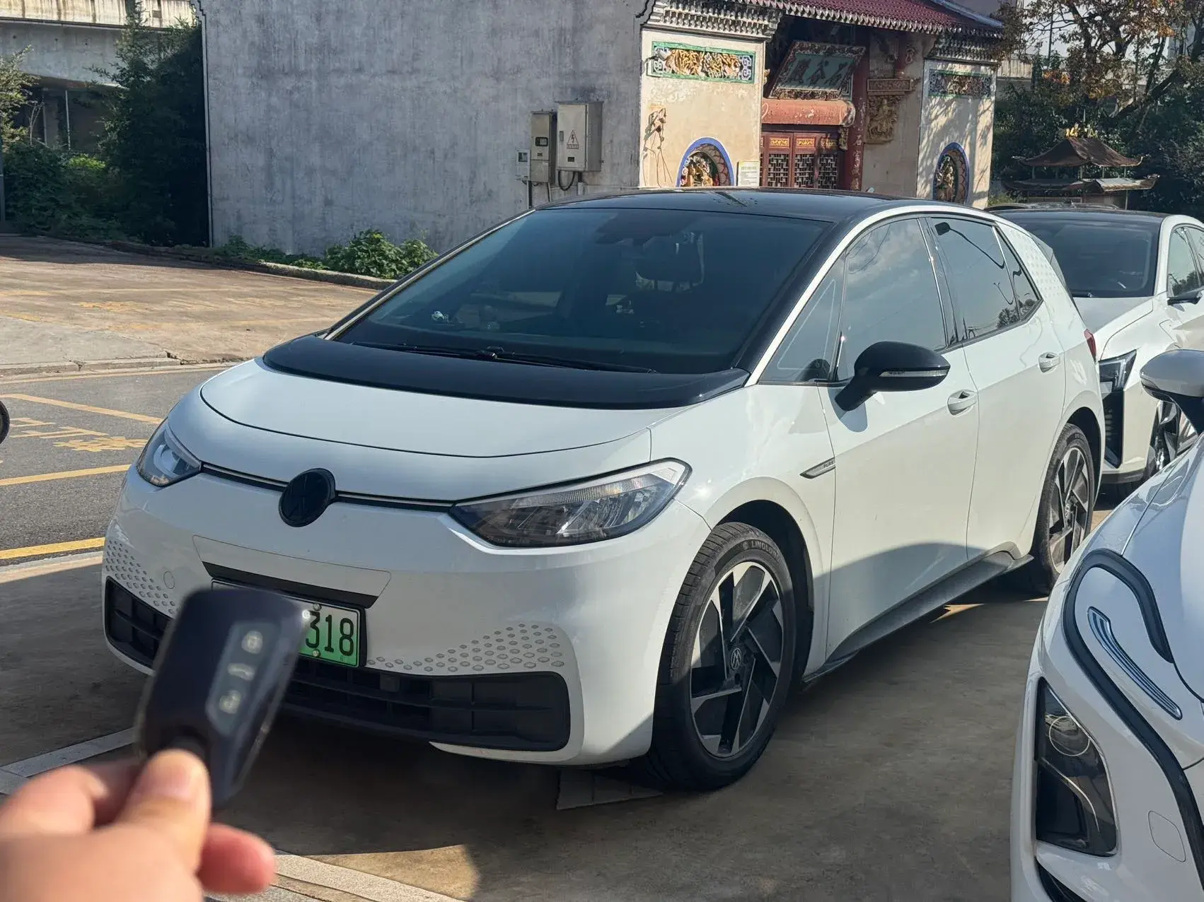 2023 VOLKSWAGEN ID.3 view 1