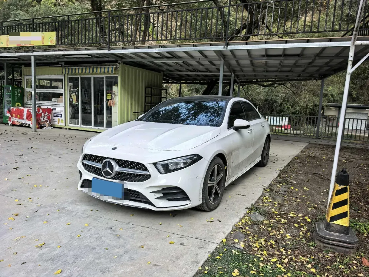 2022 Mercedes-Benz A Class 1.3T 163HP L4 7DCT,autocango,china used car exporter,china ev exporter,chinese used car exporter,chinese used ev exporter